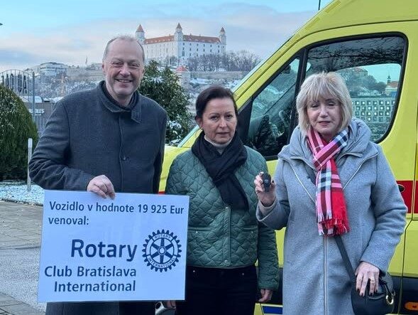 577038024_867076625965632_2281218209742089228_n